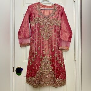 Pakistani 3 piece formal wear kameez and trousers with dupatta